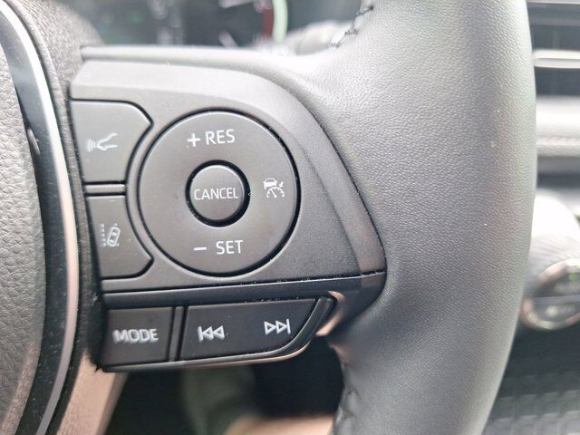 2023 Toyota RAV4 XLE Premium Hurst TX