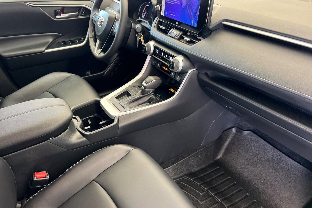 2023 Toyota RAV4 XLE Premium Roseville CA