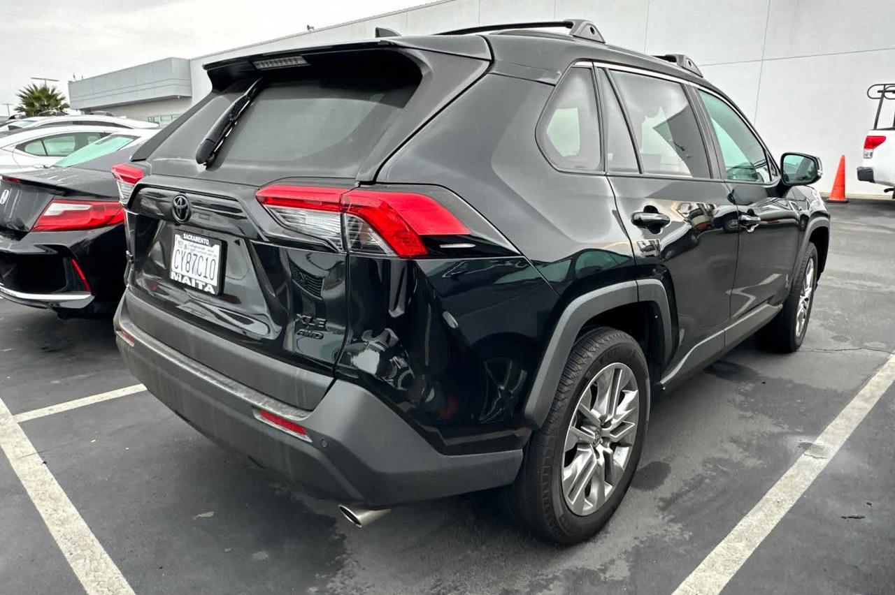 2023 Toyota RAV4 XLE Premium