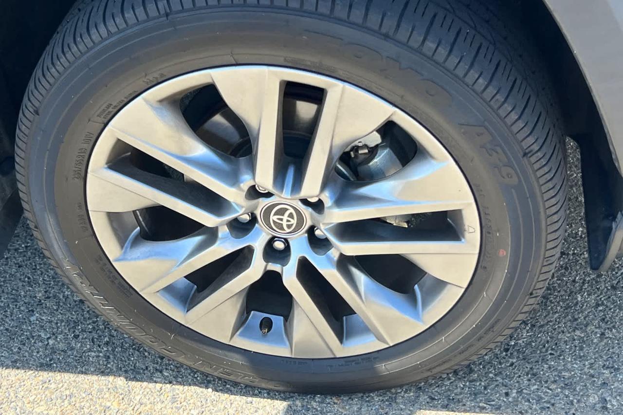 2023 Toyota RAV4 XLE Premium Roseville CA