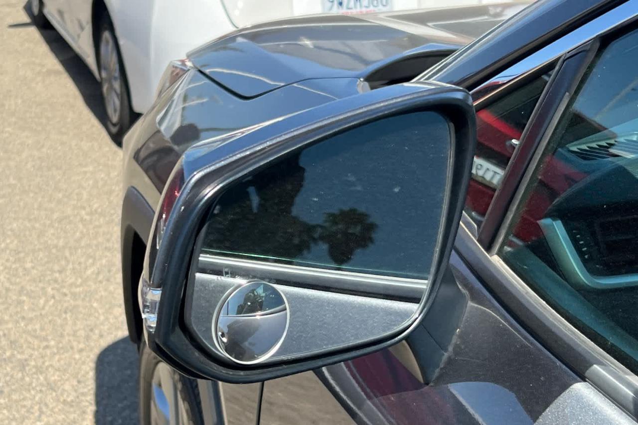 2023 Toyota RAV4 XLE Premium Roseville CA