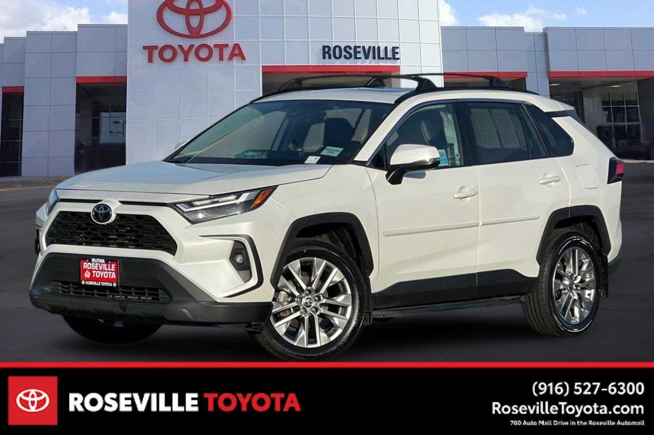 2023 Toyota RAV4 XLE Premium