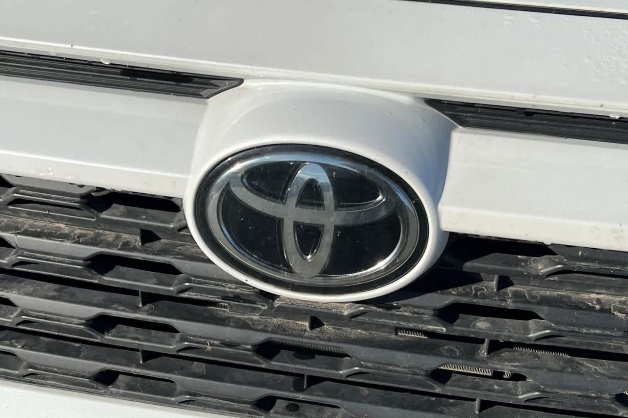 2023 Toyota RAV4 XLE Premium Roseville CA