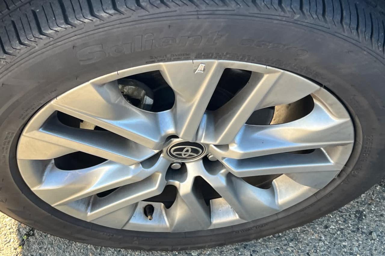 2023 Toyota RAV4 XLE Premium Roseville CA