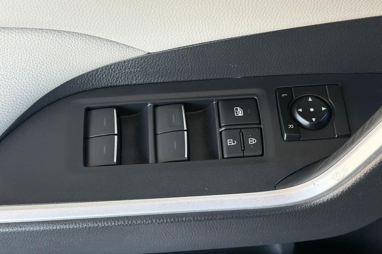 2023 Toyota RAV4 XLE Premium Roseville CA