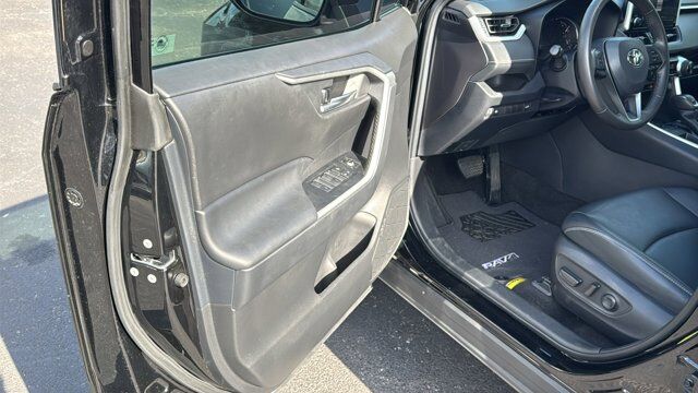 2023 Toyota RAV4 XLE Premium San Antonio TX