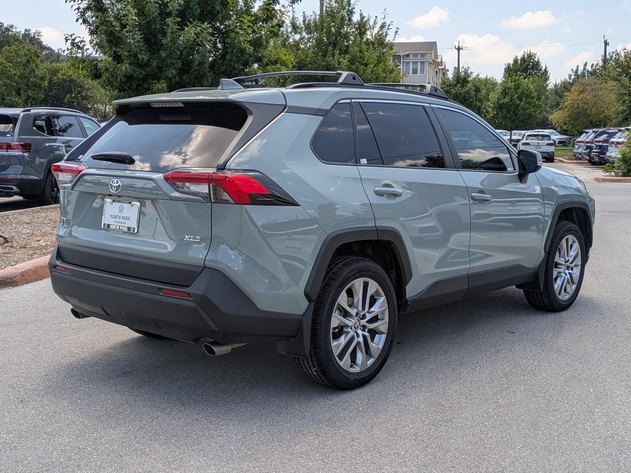 2023 Toyota RAV4 XLE Premium