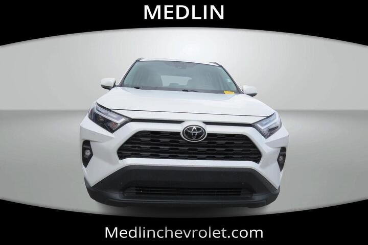 2023 Toyota RAV4 XLE Premium Wilson NC