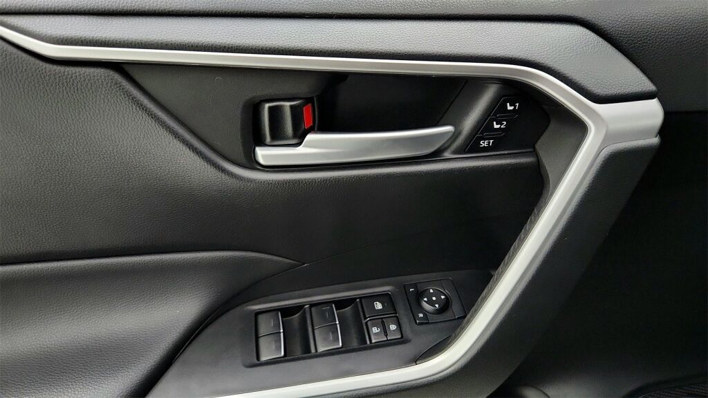 2023 Toyota RAV4 XLE Premium Laurel MD