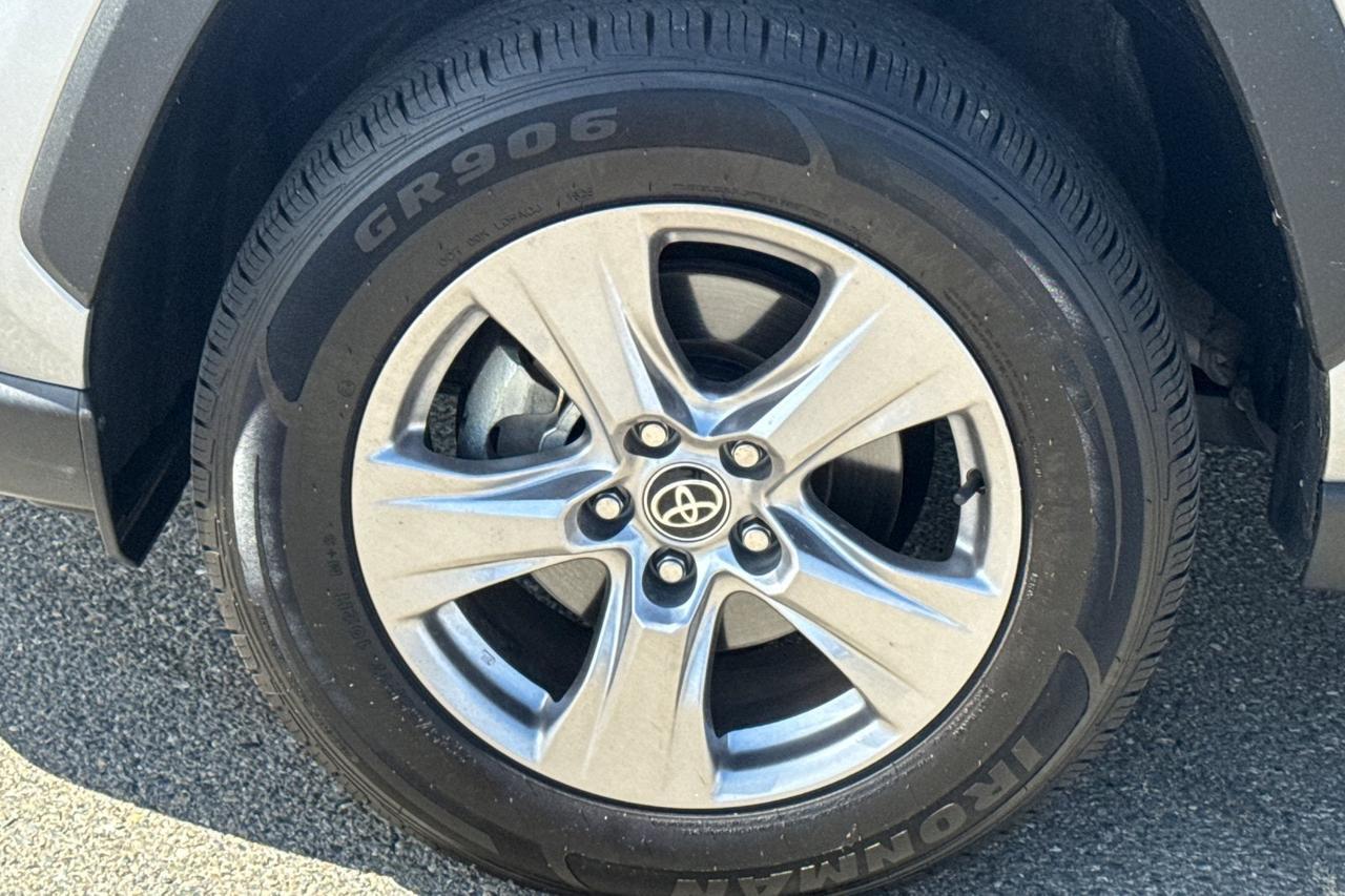 2023 Toyota RAV4 XLE Roseville CA