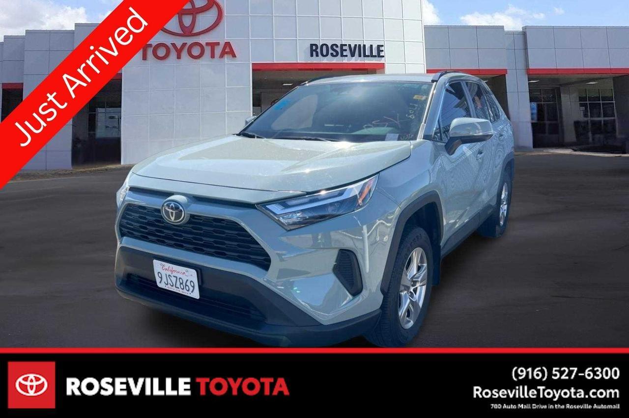 2023 Toyota RAV4 XLE