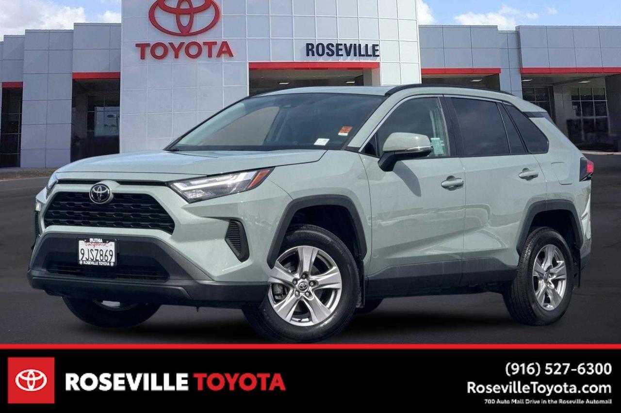 2023 Toyota RAV4 XLE