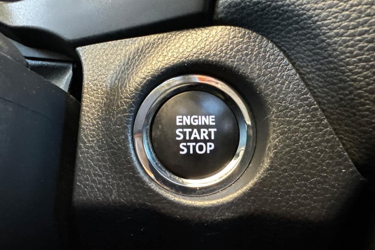 2023 Toyota RAV4 XLE Roseville CA