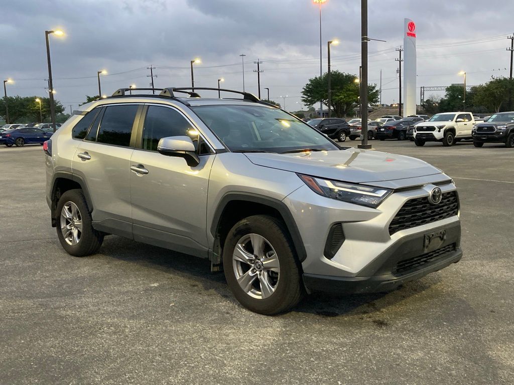 2023 Toyota RAV4 XLE