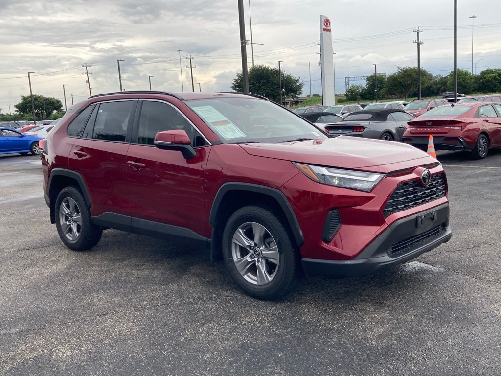 2023 Toyota RAV4 XLE