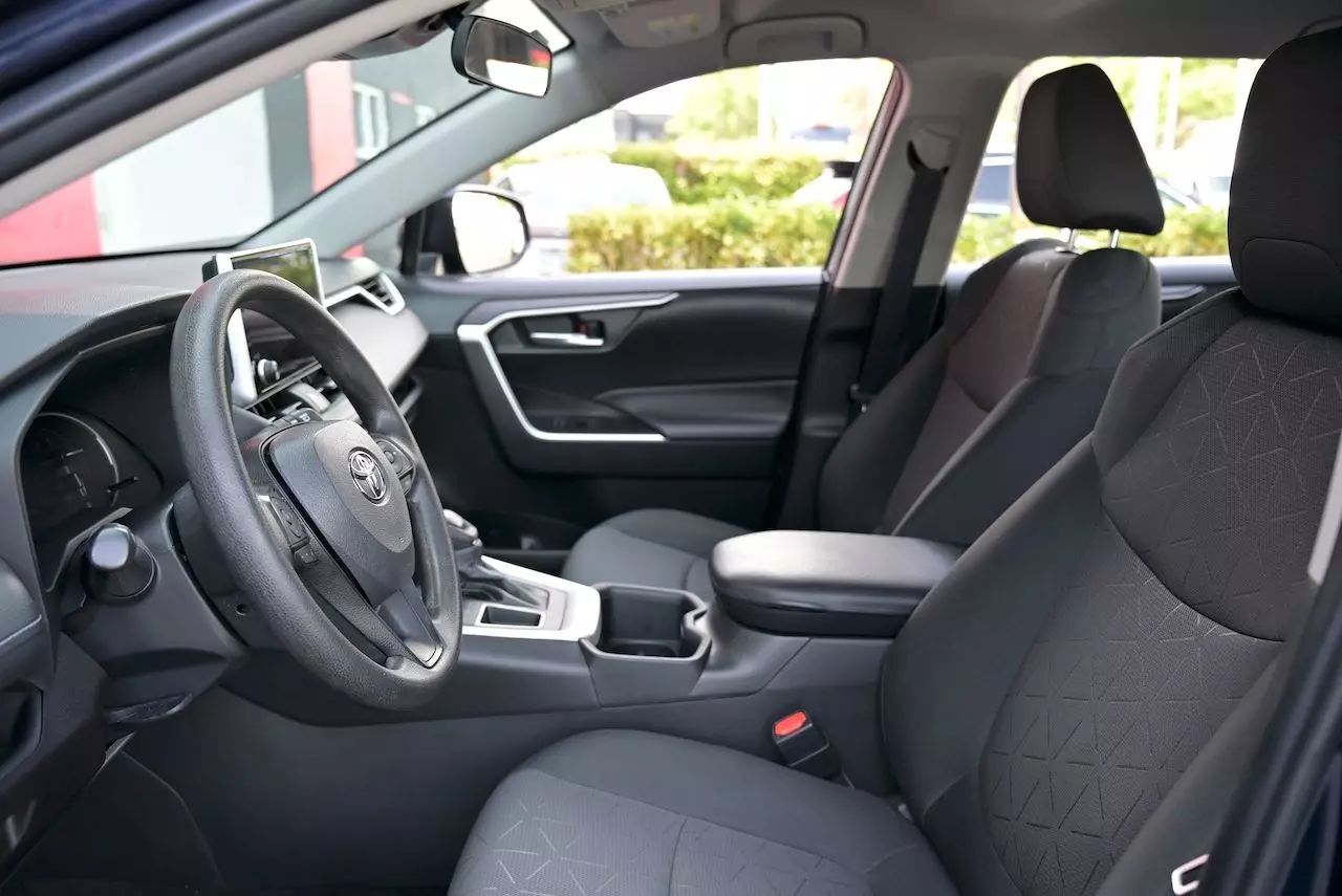 2023 Toyota RAV4 XLE Sport Utility 4D Doral FL