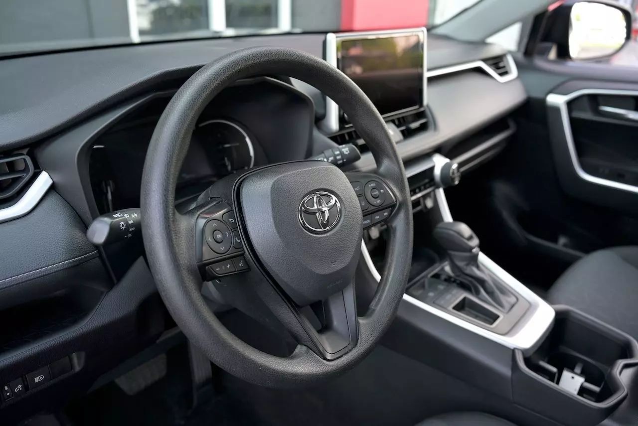 2023 Toyota RAV4 XLE Sport Utility 4D Doral FL