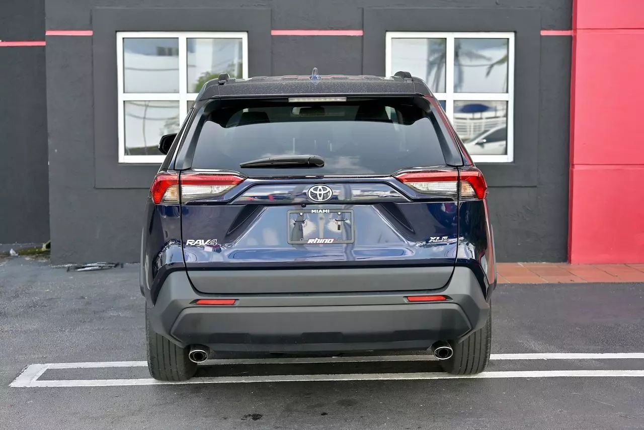 2023 Toyota RAV4 XLE Sport Utility 4D Doral FL