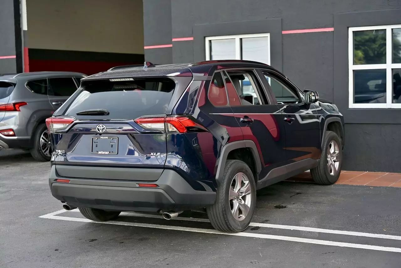 2023 Toyota RAV4 XLE Sport Utility 4D Doral FL