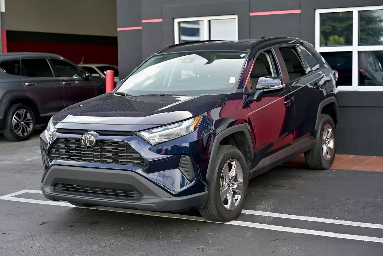 2023 Toyota RAV4 XLE Sport Utility 4D Doral FL