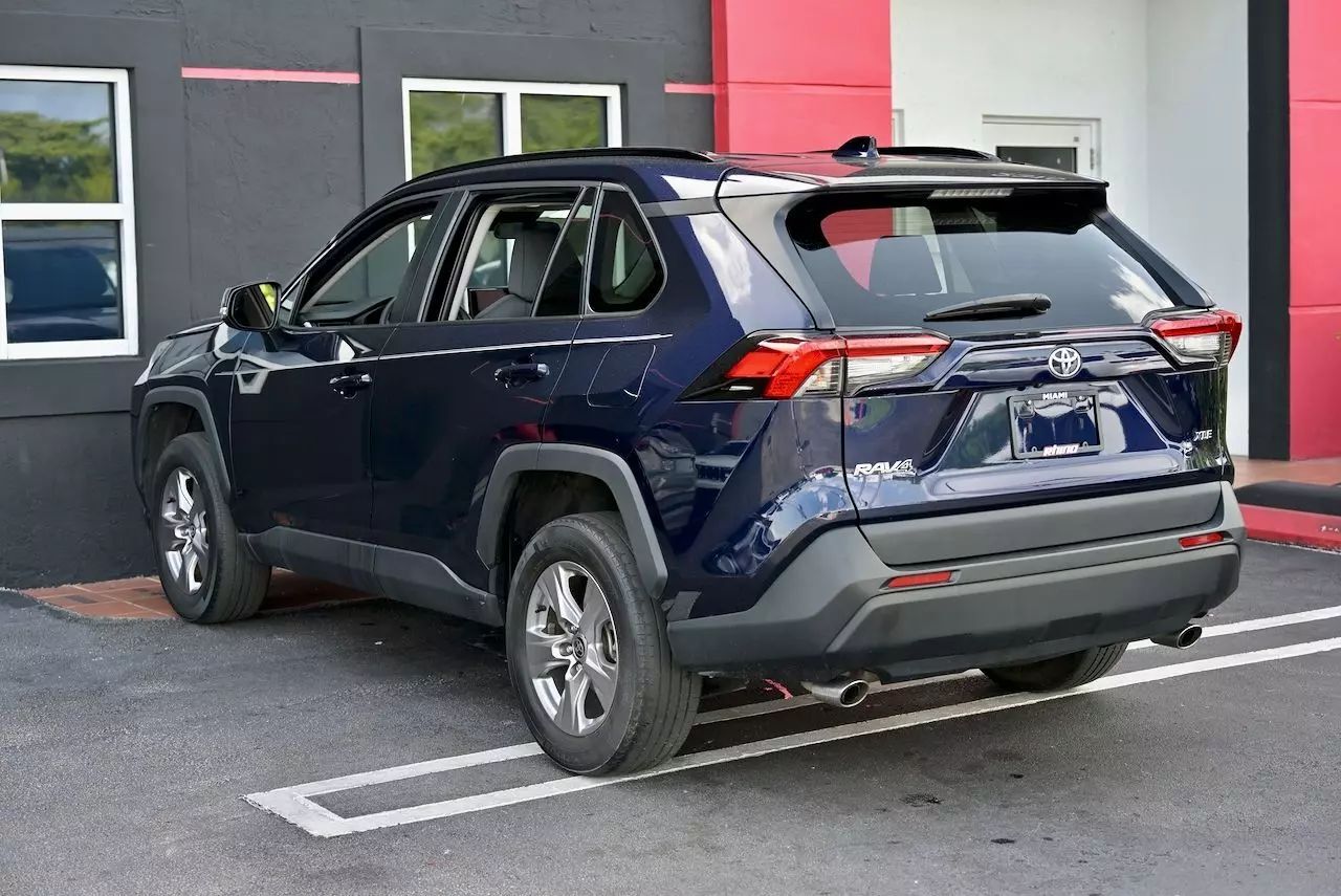 2023 Toyota RAV4 XLE Sport Utility 4D Doral FL