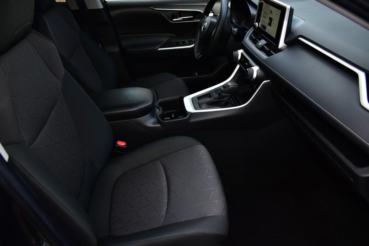 2023 Toyota RAV4 XLE Tampa FL