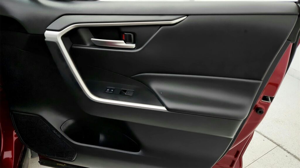 2023 Toyota RAV4 XLE Laurel MD