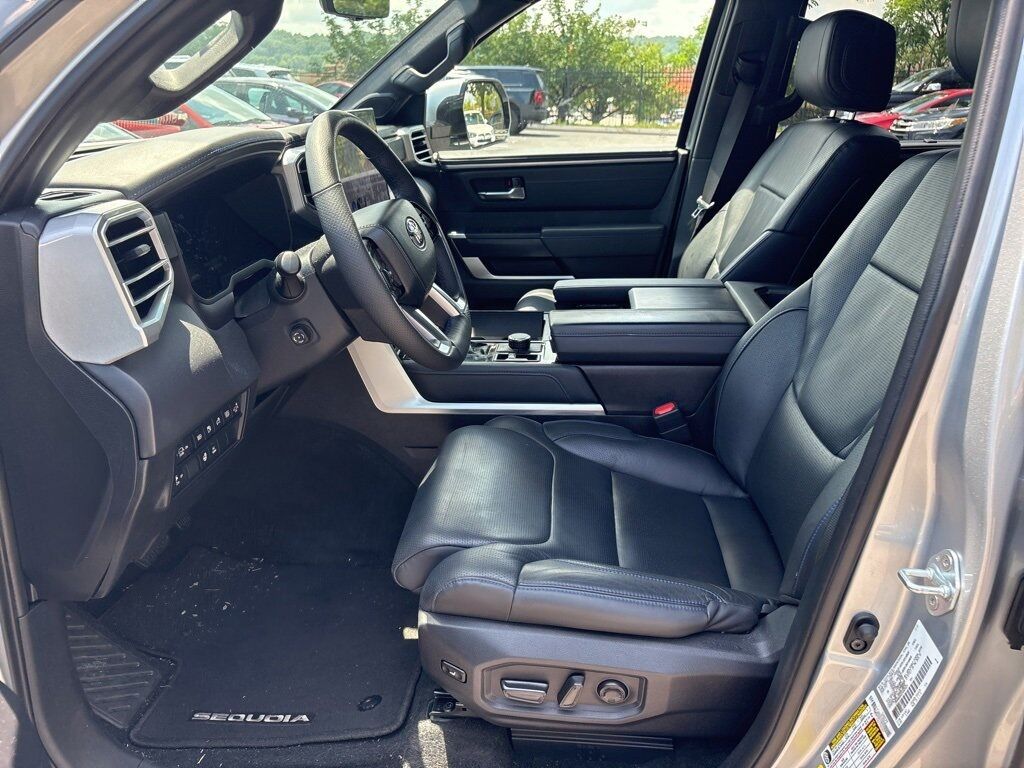 2023 Toyota Sequoia Platinum