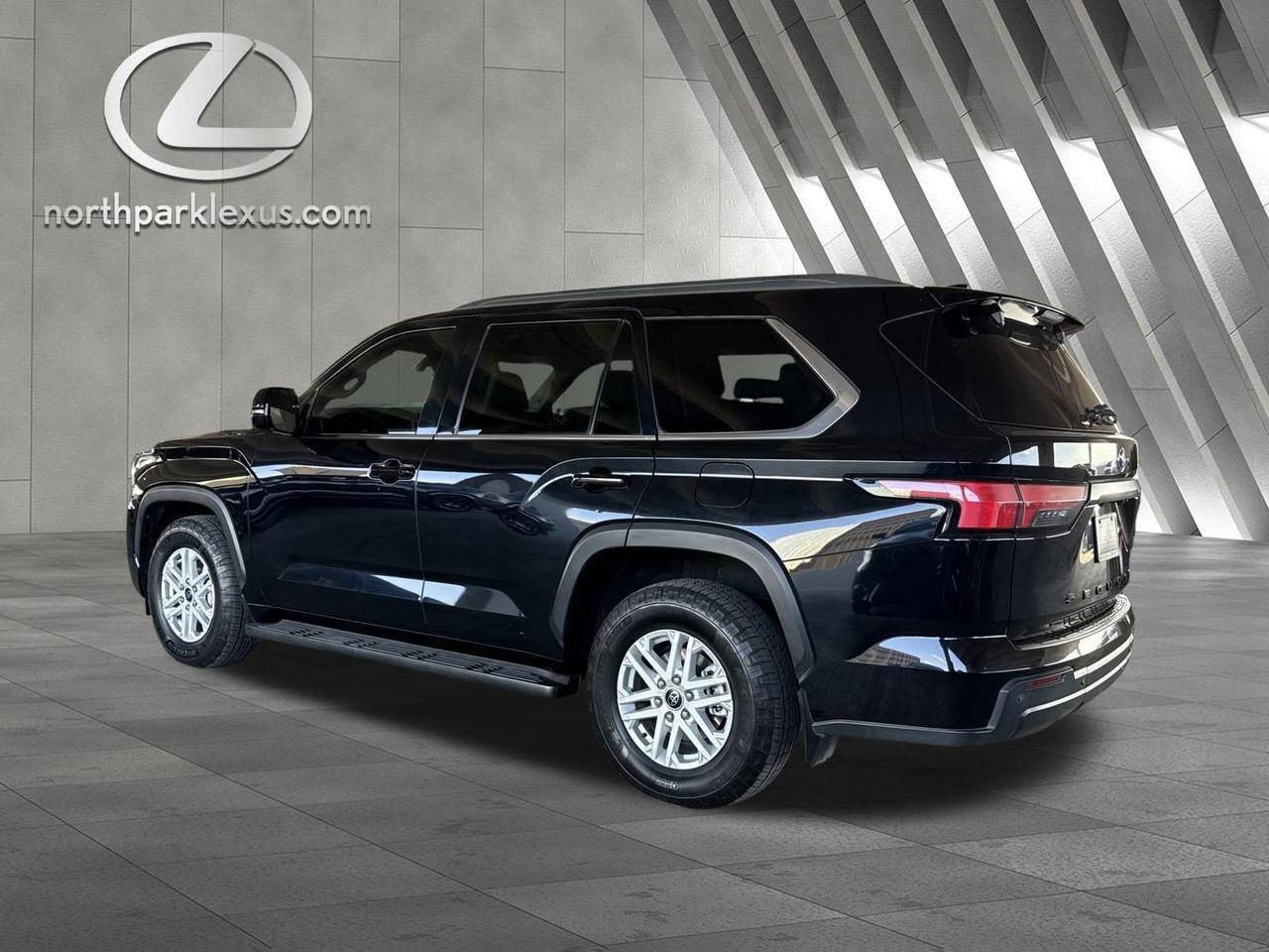 2023 Toyota Sequoia SR5