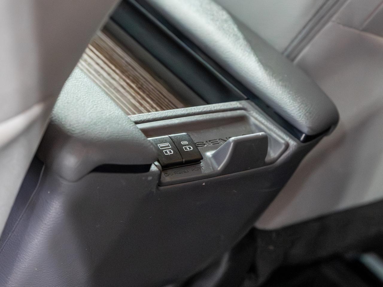 2023 Toyota Sienna LE 8-Passenger Hybrid Cranberry PA