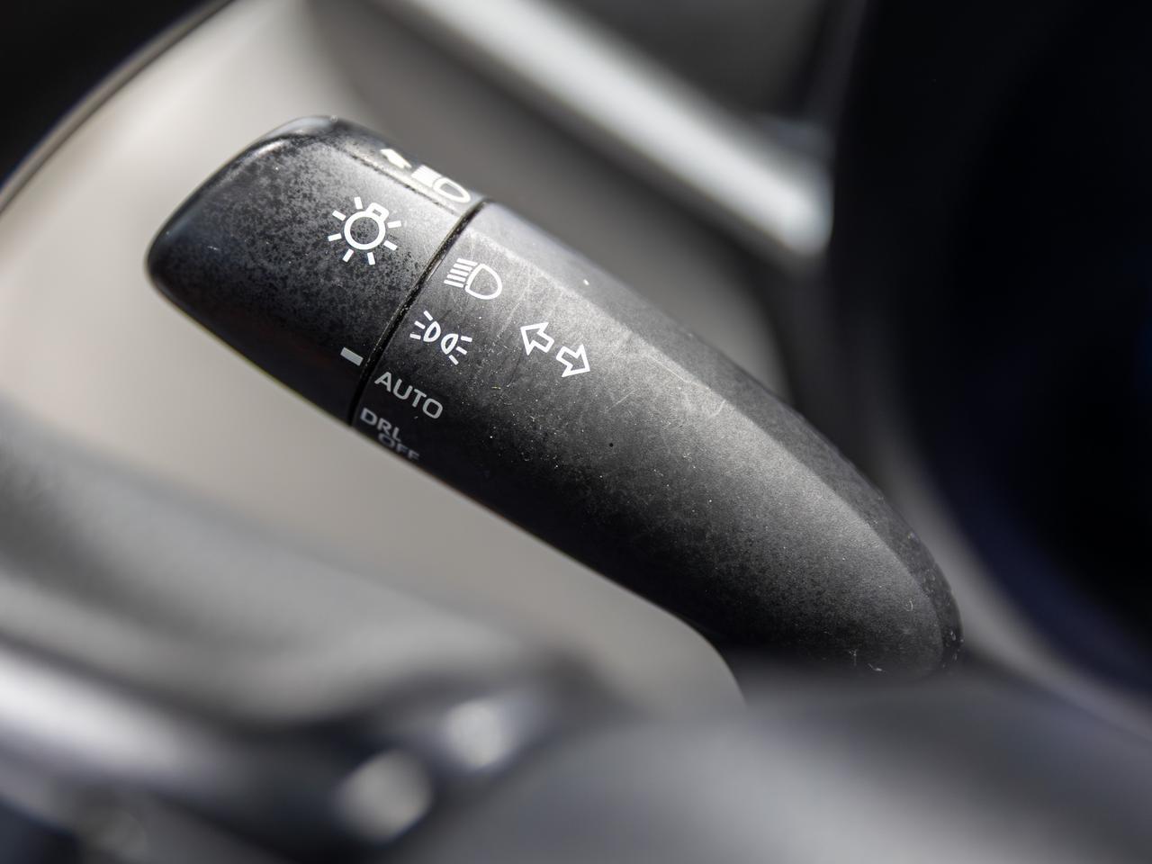 2023 Toyota Sienna LE 8-Passenger Hybrid Cranberry PA