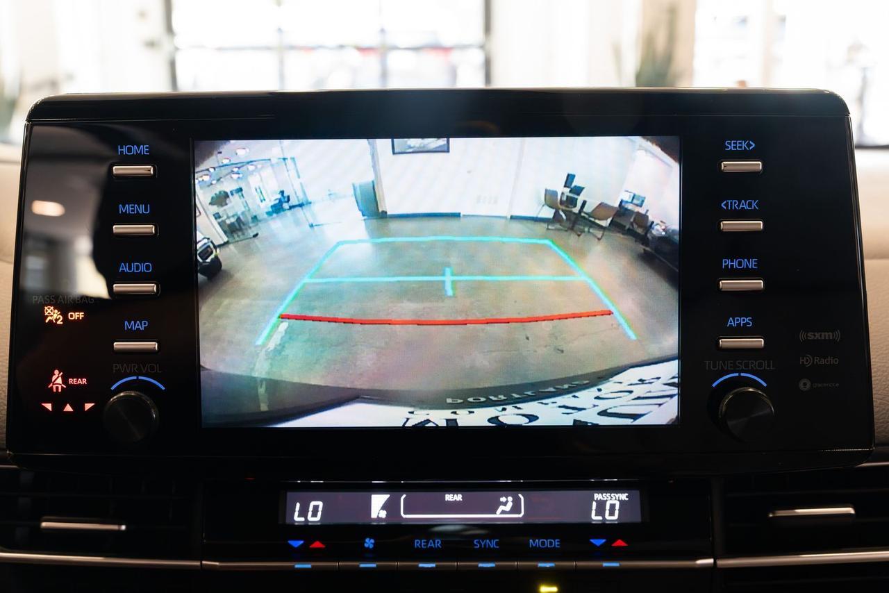 2023 Toyota Sienna LE Gladstone OR