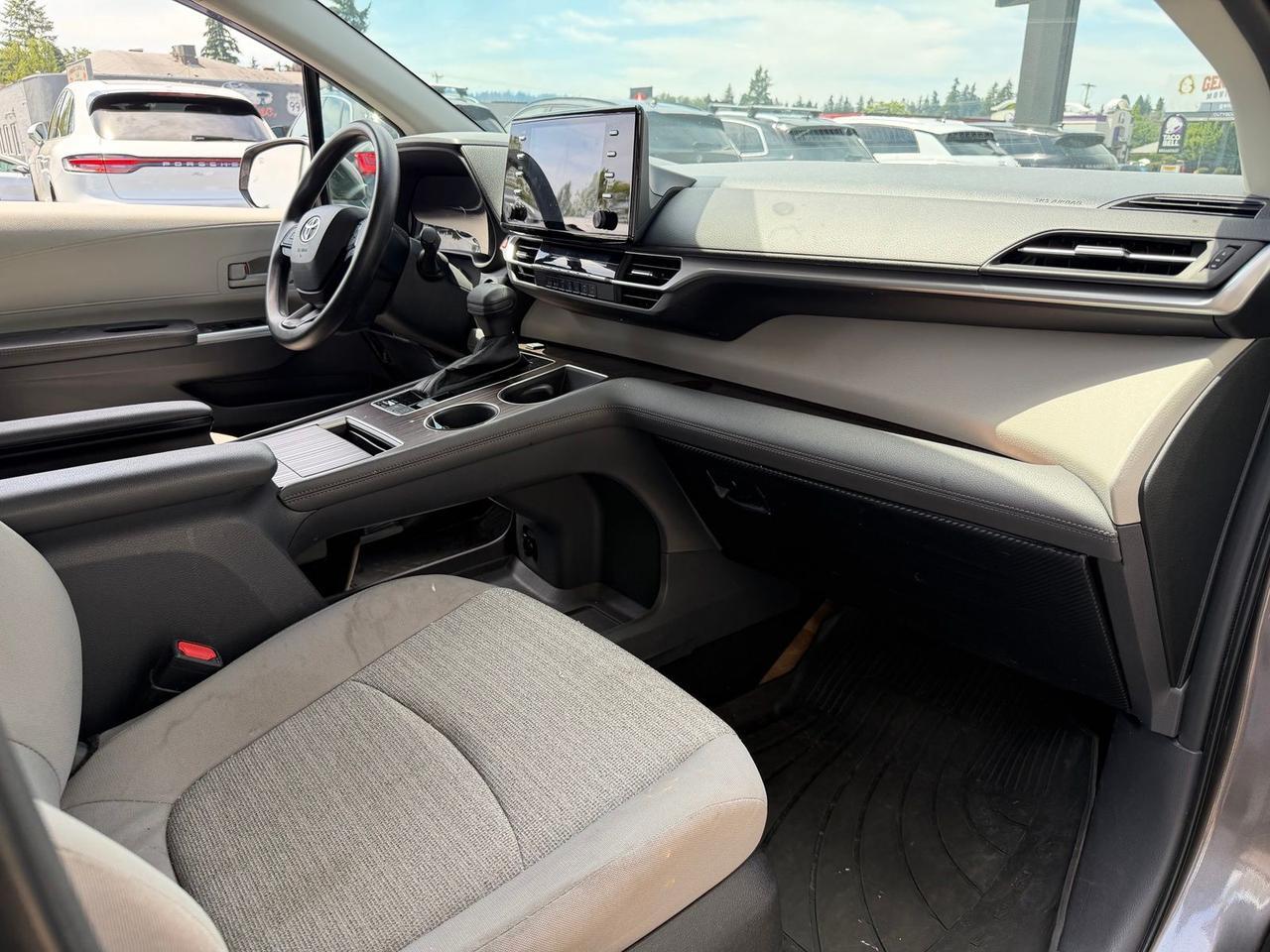 2023 Toyota Sienna LE Gladstone OR