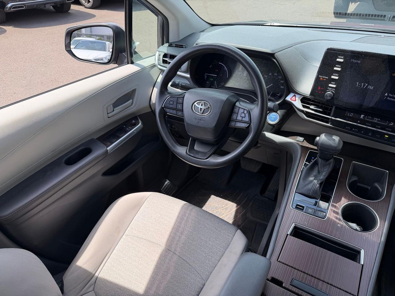 2023 Toyota Sienna LE Gladstone OR