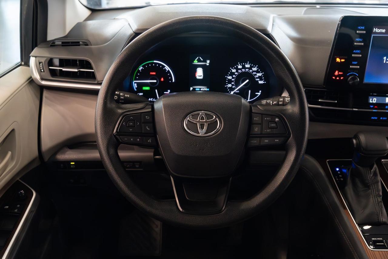 2023 Toyota Sienna LE Gladstone OR