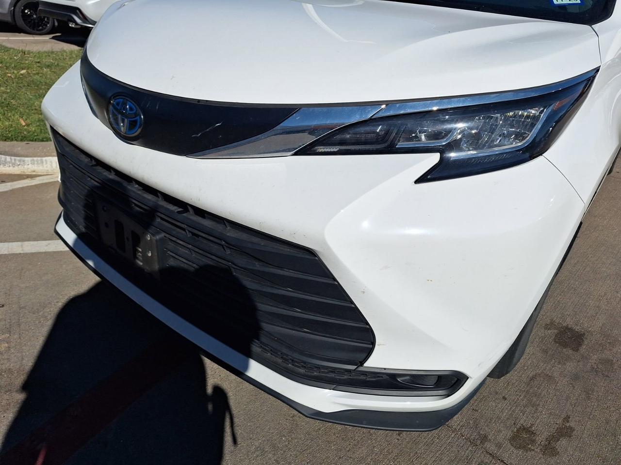 2023 Toyota Sienna LE Hurst TX