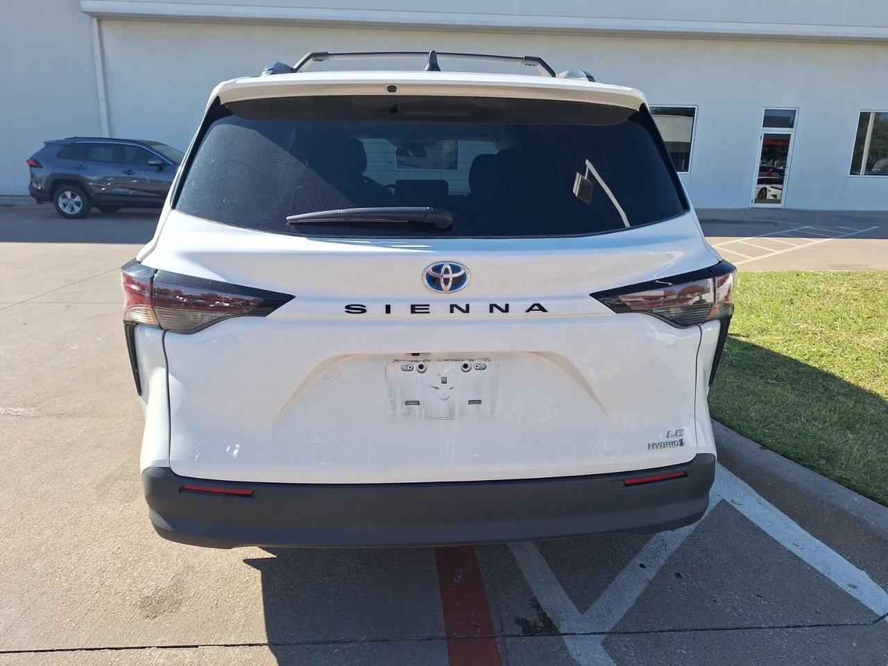 2023 Toyota Sienna LE Hurst TX