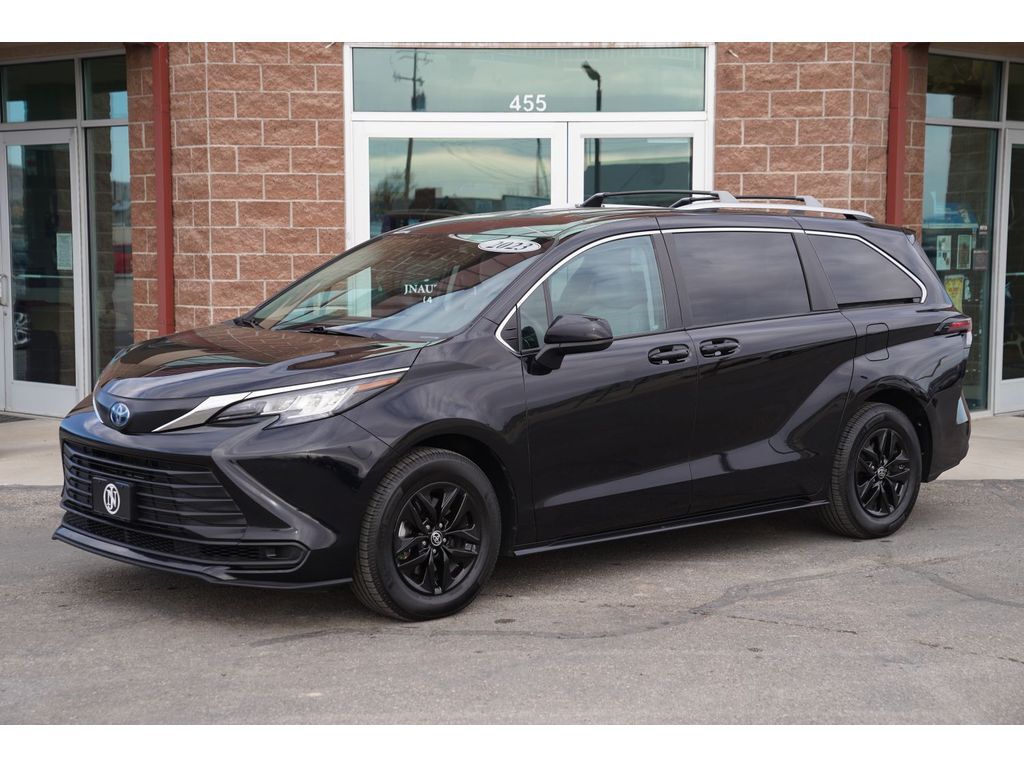 2023 Toyota Sienna LE Hybrid Huntington UT