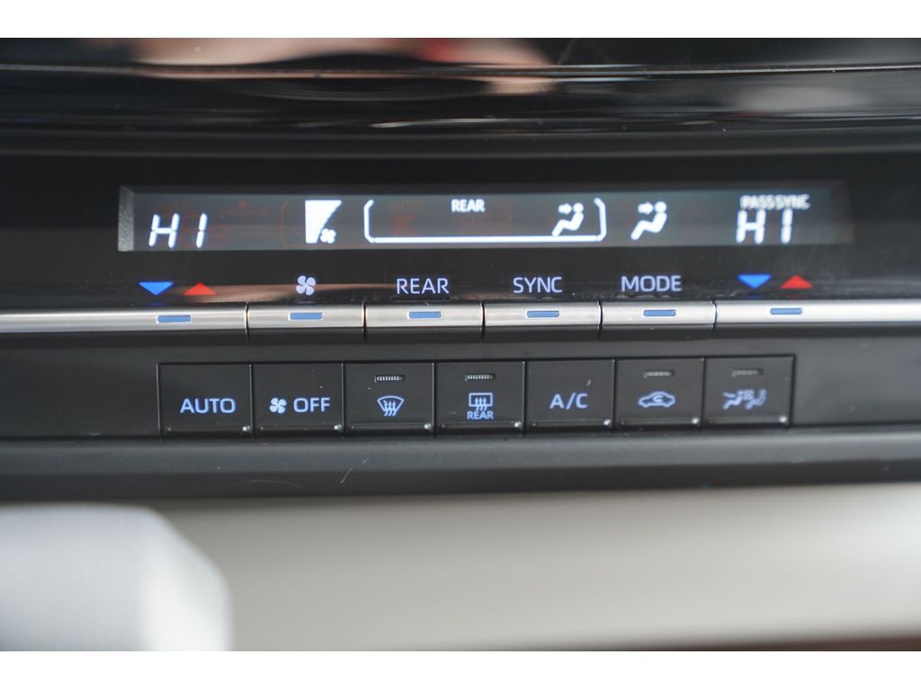 2023 Toyota Sienna LE Hybrid Huntington UT