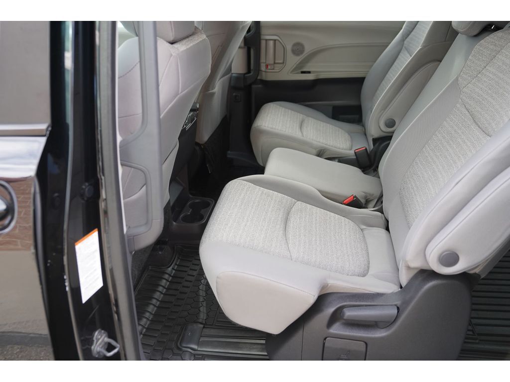 2023 Toyota Sienna LE Hybrid Huntington UT