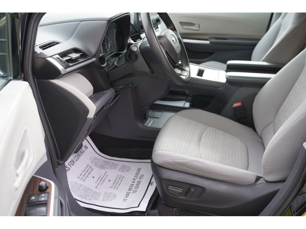 2023 Toyota Sienna LE Hybrid Huntington UT