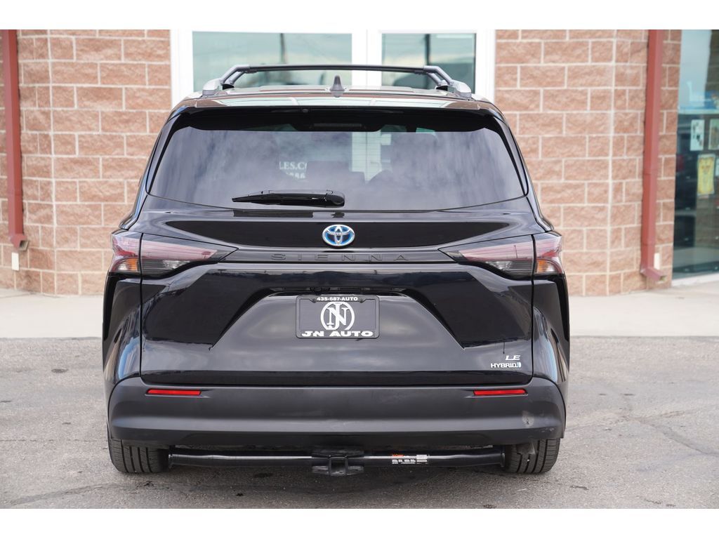 2023 Toyota Sienna LE Hybrid Price UT