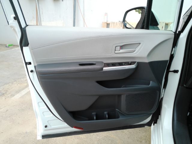 2023 Toyota Sienna LE Plano TX