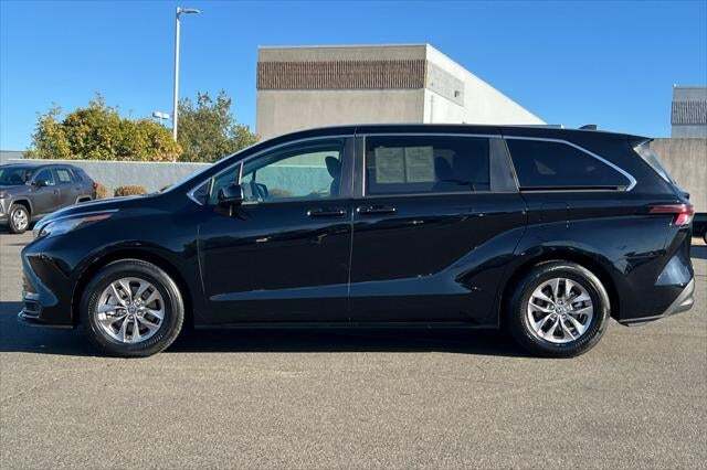 2023 Toyota Sienna LE Roseville CA