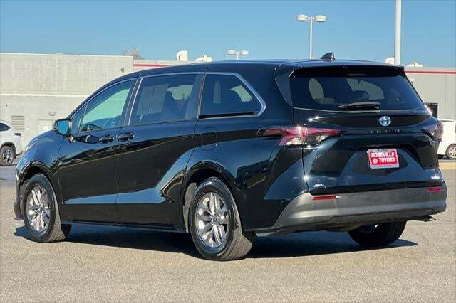 2023 Toyota Sienna LE Roseville CA