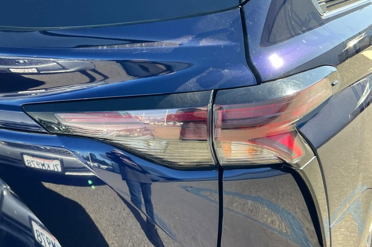 2023 Toyota Sienna LE Roseville CA