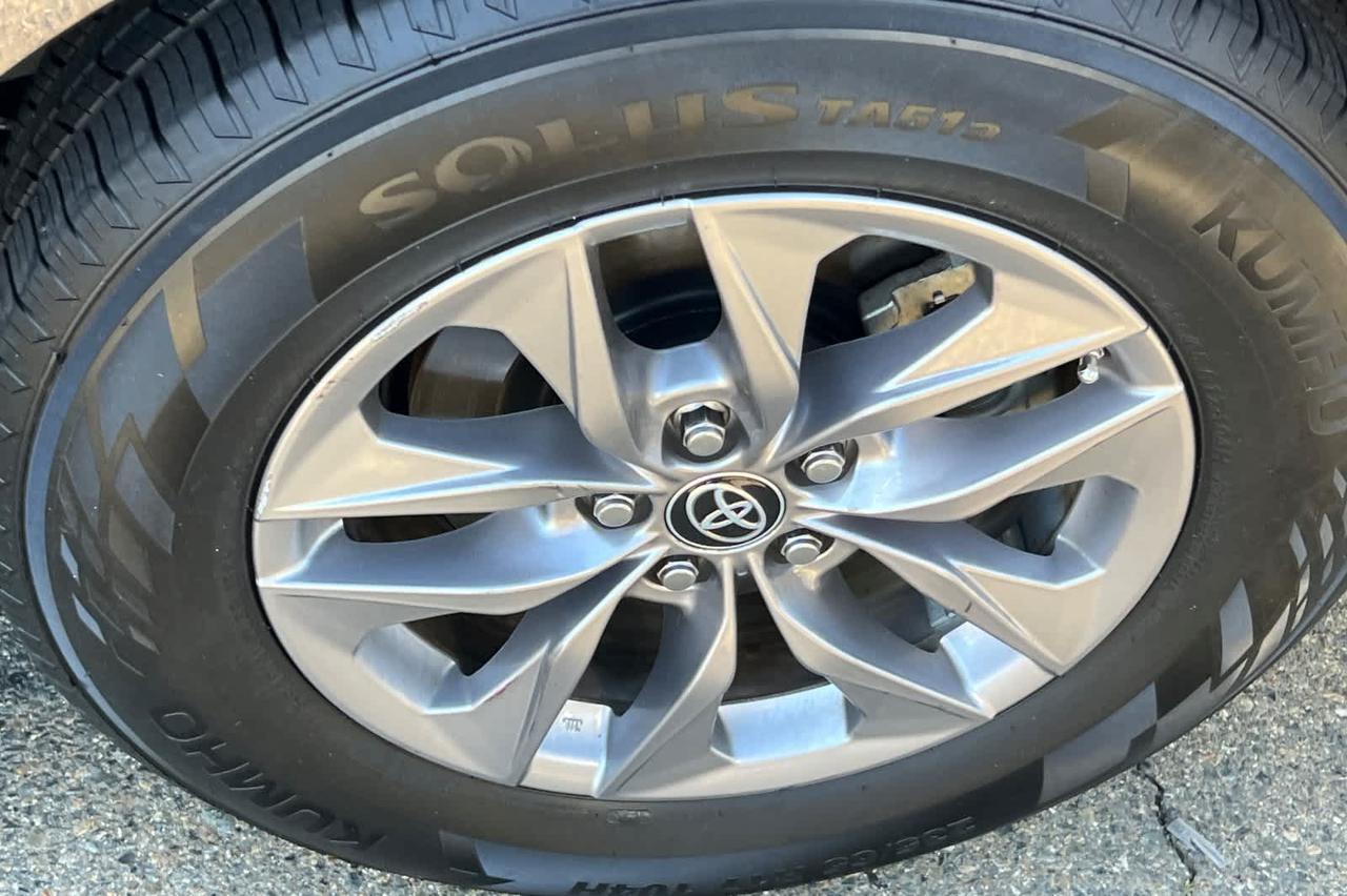 2023 Toyota Sienna LE Roseville CA