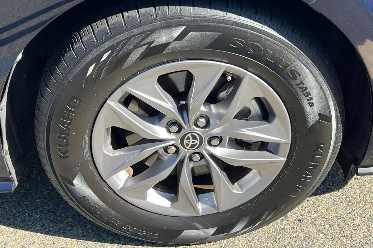 2023 Toyota Sienna LE Roseville CA