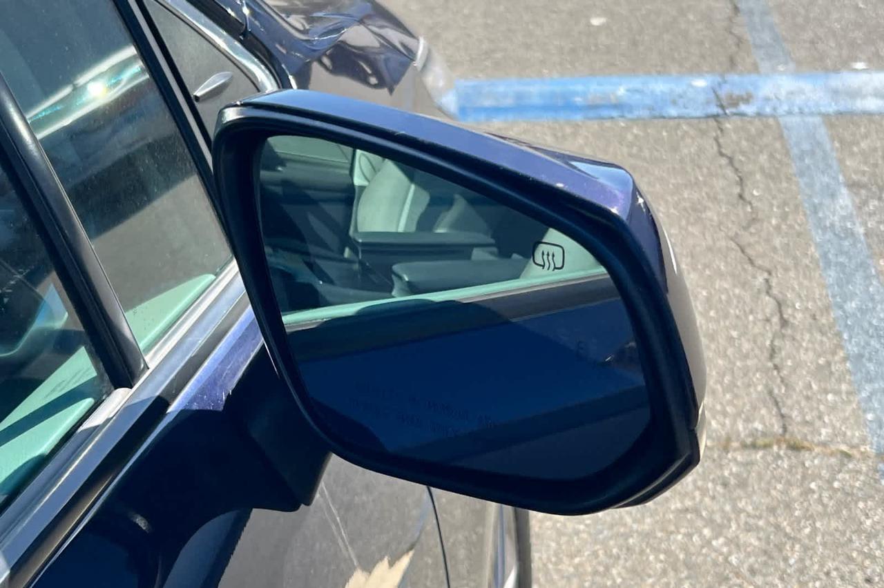 2023 Toyota Sienna LE Roseville CA