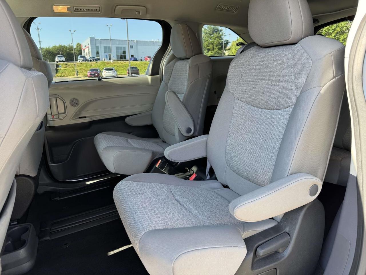 2023 Toyota Sienna LE Fredericksburg VA